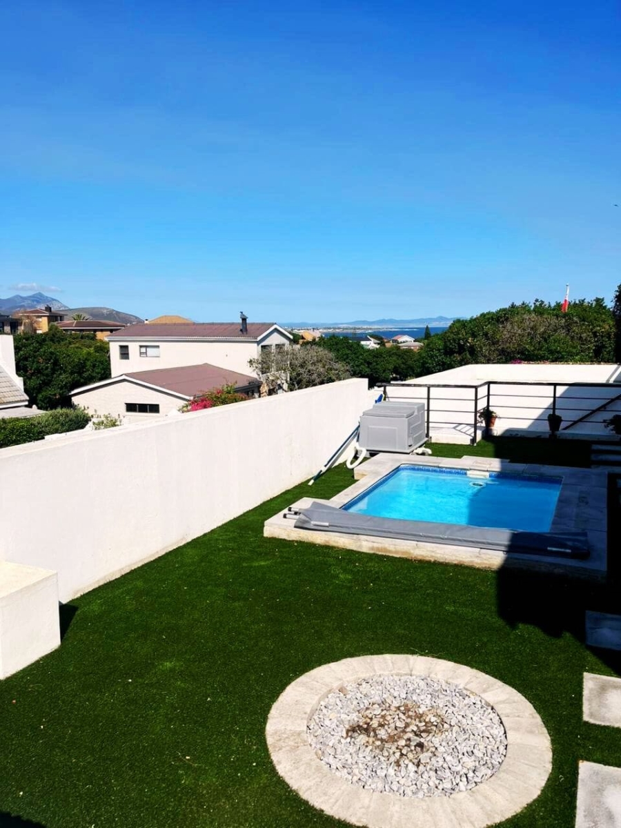 2 Bedroom Property for Sale in Vermont Western Cape